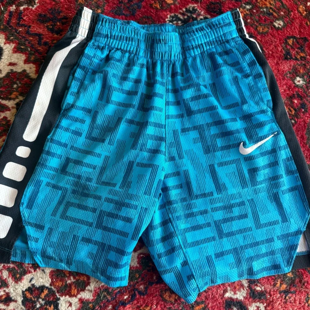 Nike Elite Basketball Shorts Kids Medium Blue Black Dri-FIT Athletic Geometric